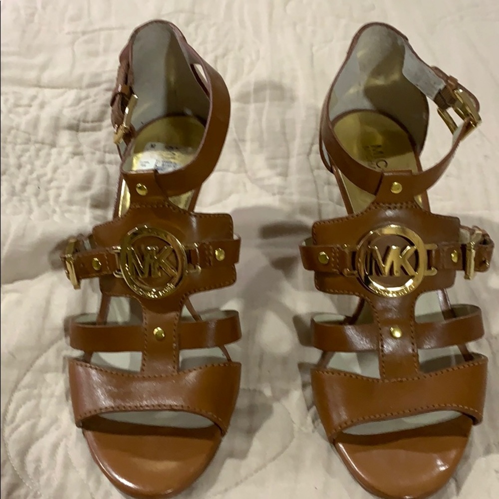 MK shoes